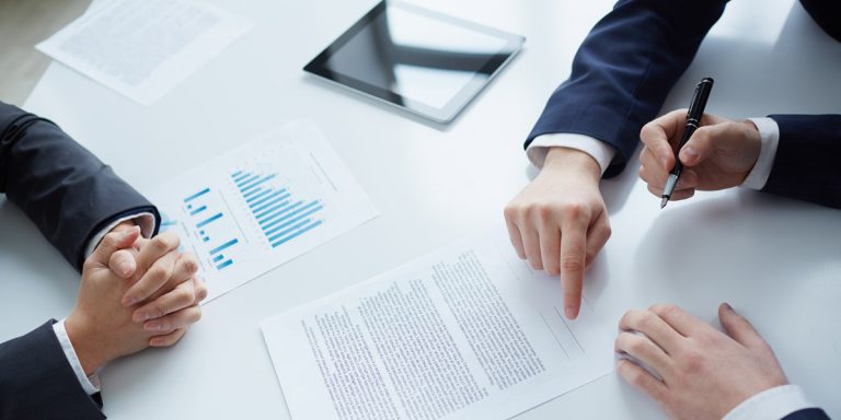 مضاربه چیست و چگونه به رشد سرمایه کمک میکند؟